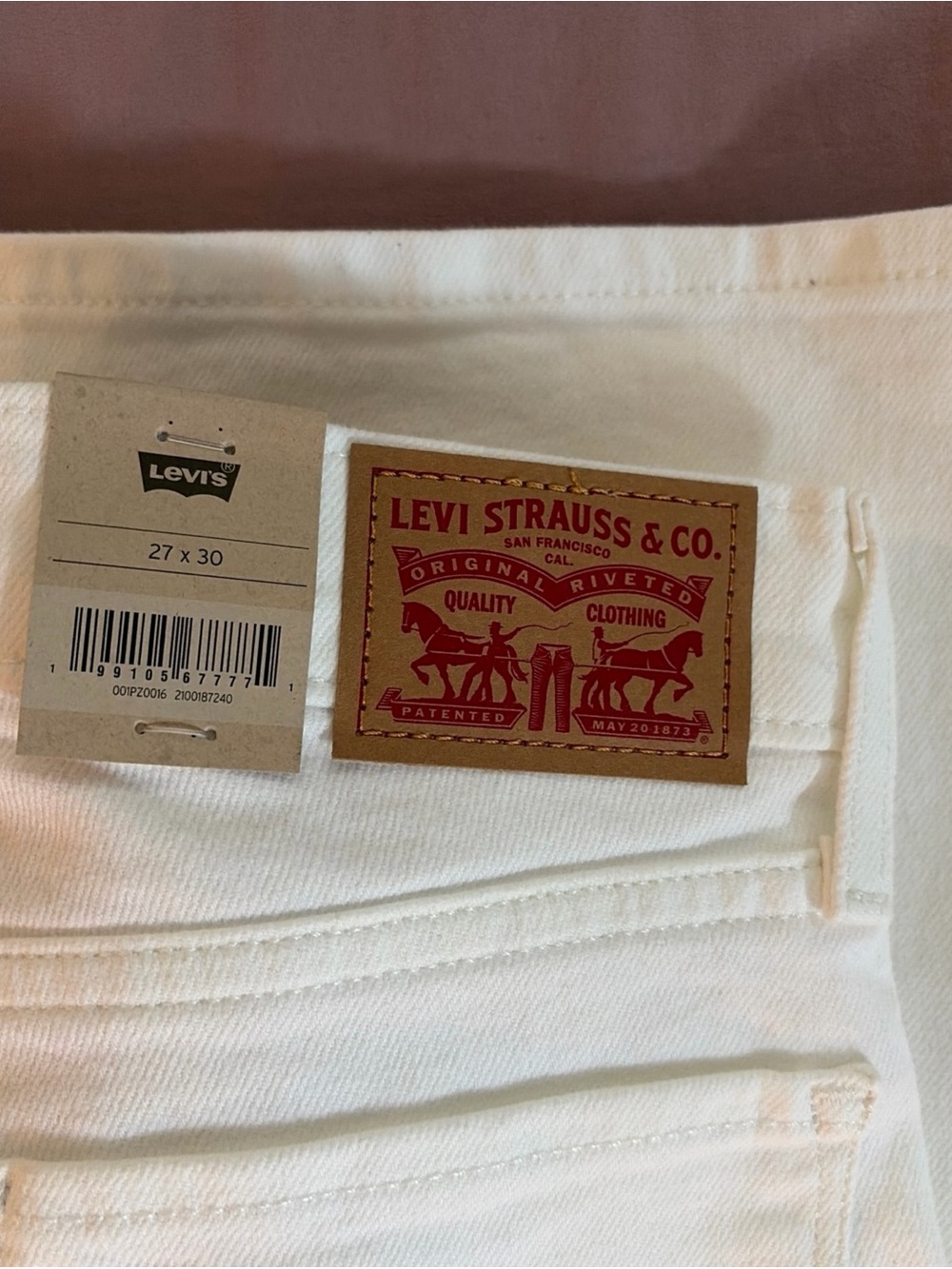 NWT Levi’s Women’s 318 Shaping Wide Leg Jeans Size 27 X 30 Clean White Mid Rise - Picture 9 of 9